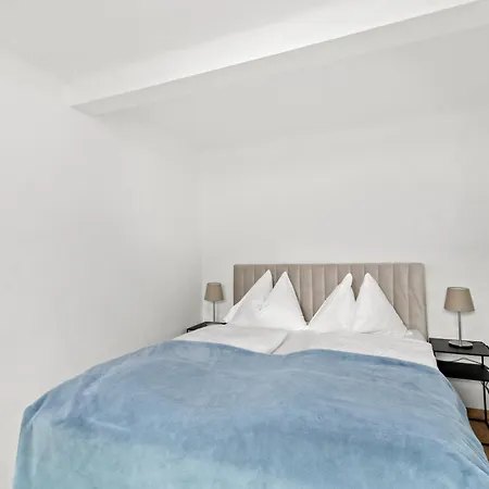 Farawayhomes Leoben #p72 Donawitz