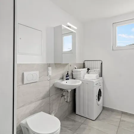 Farawayhomes Leoben #p72 * Donawitz