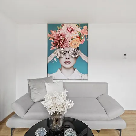 Farawayhomes Leoben #p72 Apartment